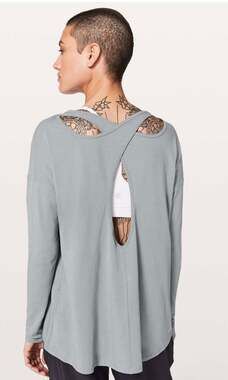 Lululemon Back in Action Long Sleeve Shirt Size 6